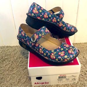 Alegria Paloma ..Like New!